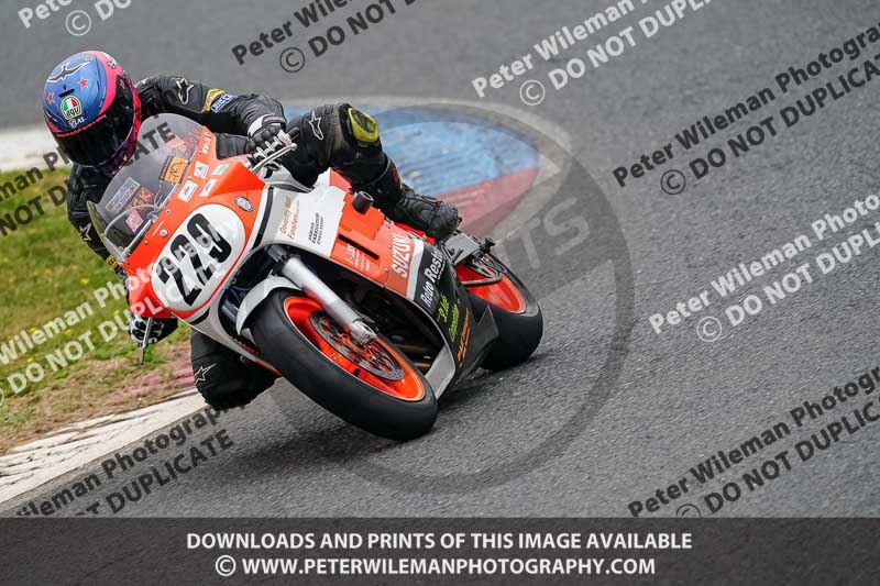 enduro digital images;event digital images;eventdigitalimages;mallory park;mallory park photographs;mallory park trackday;mallory park trackday photographs;no limits trackdays;peter wileman photography;racing digital images;trackday digital images;trackday photos